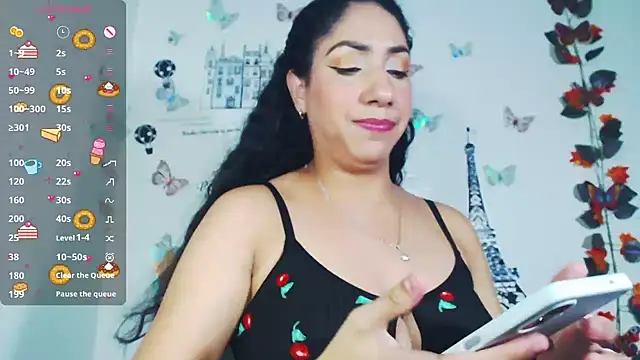 Alisxon4u online show from November 9, 2025, 2:54 am