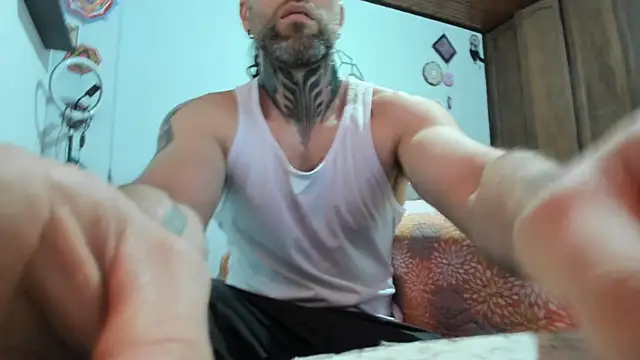 Snapshot of Antoniohot2024 chatting on December 28, 2024, 1:59 pm Antoniohot2024 online show from December 28, 2024, 1:59 pm