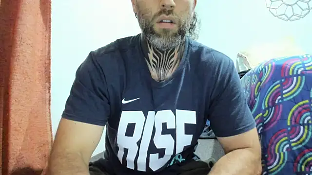 Snapshot of Antoniohot2024 chatting on January 18, 2025, 1:41 am Antoniohot2024 online show from January 18, 2025, 1:41 am