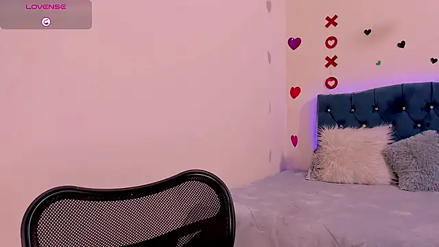 linda alana online show from March 18, 2025, 9:43 pm