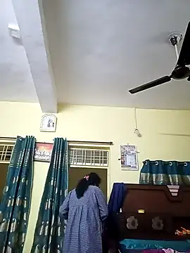 heenage online show from December 4, 2024, 6:55 am