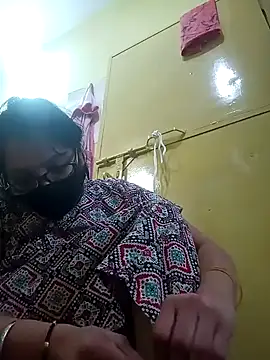 heenage online show from January 31, 2025, 8:54 am