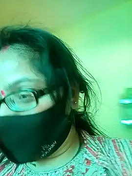 heenage online show from February 15, 2025, 9:27 am