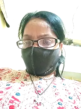 heenage online show from March 19, 2025, 2:02 pm