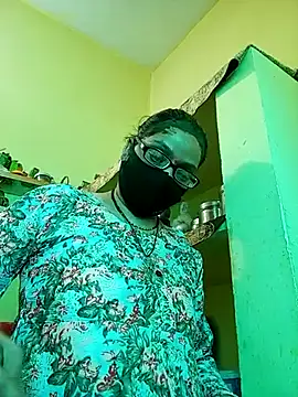 heenage online show from March 23, 2025, 6:05 am