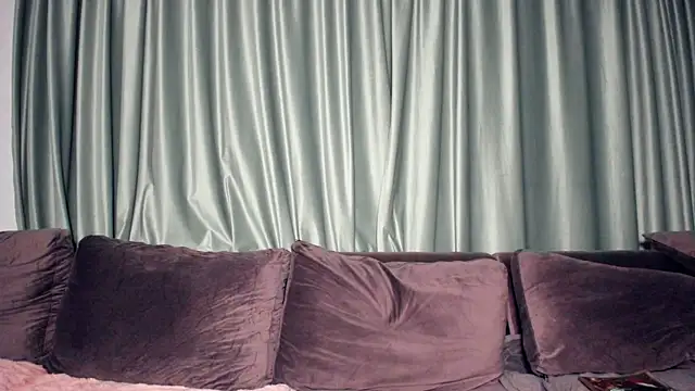 LaraStone69 online show from July 11, 2026, 6:54 pm