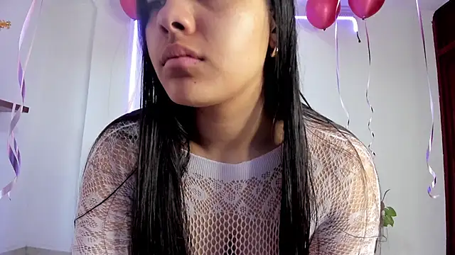 anniesweet- online show from November 1, 2025, 1:24 pm