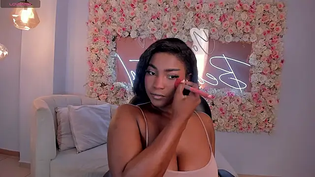 SavannahStorm online show from April 5, 2026, 12:24 pm