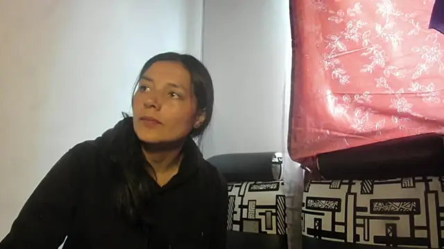 Snapshot of Nathaly_love96 chatting on June 24, 2026, 7:46 pm Nathaly love96 online show from June 24, 2026, 7:46 pm