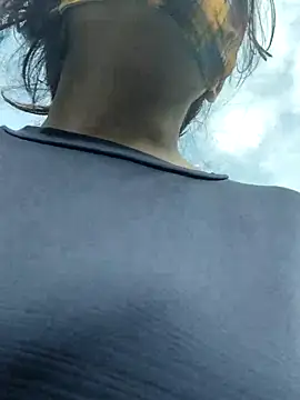 illay love online show from October 6, 2025, 3:37 am