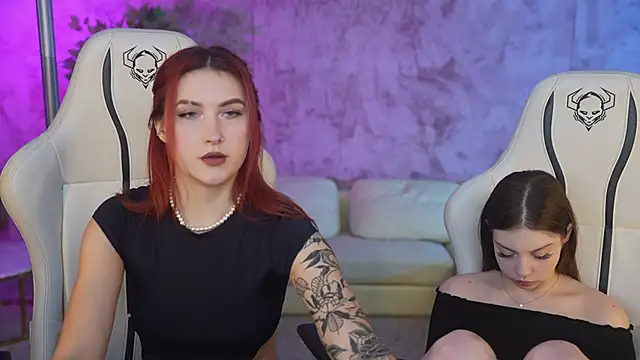 Snapshot of Beatrice_054 chatting on January 30, 2025, 8:11 am Beatrice 054 online show from January 30, 2025, 8:11 am