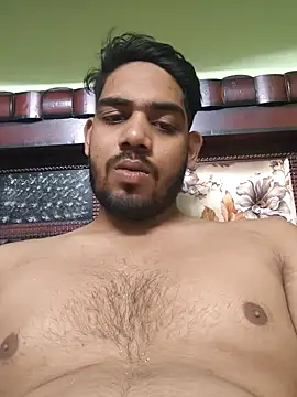 Rajsingh9650 online show from November 17, 2025, 5:19 pm