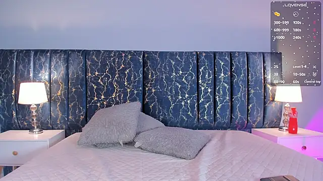 Snapshot of Sophia_Lemos chatting on September 11, 2025, 1:33 pm Sophia Lemos online show from September 11, 2025, 1:33 pm