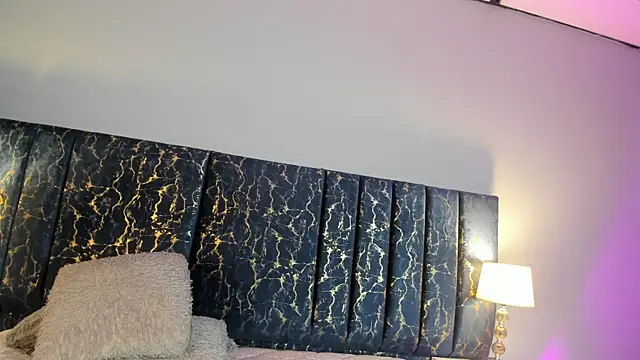 Snapshot of Sophia_Lemos chatting on September 15, 2025, 1:33 pm Sophia Lemos online show from September 15, 2025, 1:33 pm