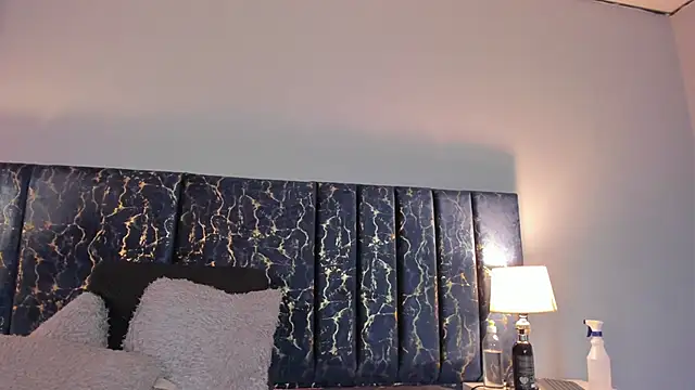 Snapshot of Sophia_Lemos chatting on October 8, 2025, 1:31 pm Sophia Lemos online show from October 8, 2025, 1:31 pm