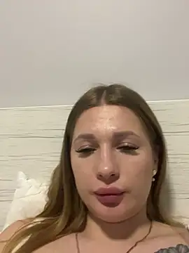 Snapshot of Tatti-Go chatting on February 11, 2025, 5:40 pm Tatti-Go online show from February 11, 2025, 5:40 pm