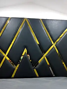 Snapshot of Adel_Nesbiit chatting on October 12, 2025, 10:03 am Adel Nesbiit online show from October 12, 2025, 10:03 am