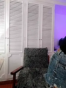 Adel Nesbiit online show from March 19, 2026, 7:51 pm