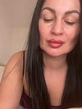 Snapshot of Helena7077 chatting on February 27, 2026, 3:23 pm Helena7077 online show from February 27, 2026, 3:23 pm