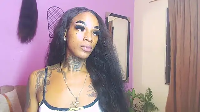 Snapshot of badgirls_cx chatting on October 4, 2025, 6:06 pm badgirls cx online show from October 4, 2025, 6:06 pm