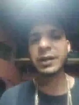 Snapshot of _Dmente_ chatting on March 2, 2025, 3:56 am Dmente online show from March 2, 2025, 3:56 am