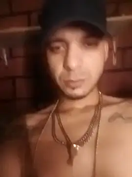 Snapshot of _Dmente_ chatting on March 4, 2025, 4:49 am Dmente online show from March 4, 2025, 4:49 am