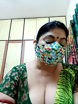 Snapshot of Ratna-777 chatting on February 1, 2026, 6:50 pm Ratna-777 online show from February 1, 2026, 6:50 pm