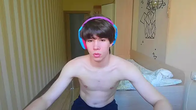 gayGamogey online show from May 20, 2026, 12:11 pm