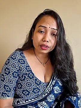 DREAM GIRL-30 online show from February 24, 2026, 9:07 am