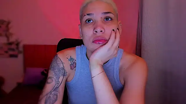 Snapshot of Charlee_pink chatting on February 9, 2026, 9:30 pm Charlee pink online show from February 9, 2026, 9:30 pm
