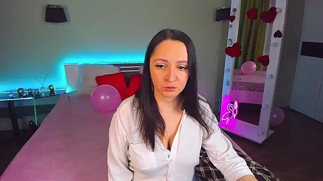 AngellLika online show from February 20, 2025, 5:18 pm