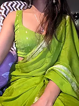 Snapshot of Cute-Tara chatting on February 16, 2025, 6:54 pm Cute-Tara online show from February 16, 2025, 6:54 pm