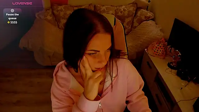 masha19981 online show from November 8, 2025, 8:07 pm