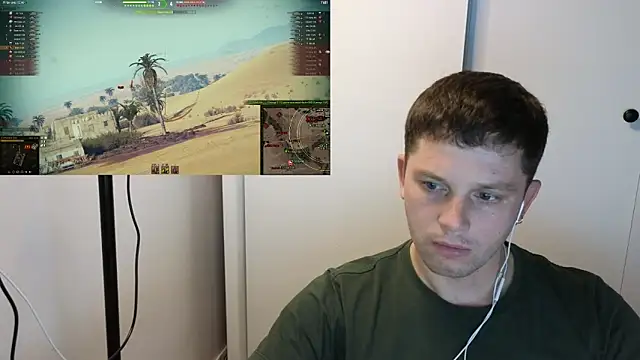 Snapshot of BigL0ve chatting on October 19, 2025, 1:34 pm BigL0ve online show from October 19, 2025, 1:34 pm