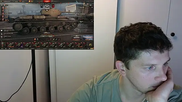 Snapshot of BigL0ve chatting on November 16, 2025, 2:00 pm BigL0ve online show from November 16, 2025, 2:00 pm