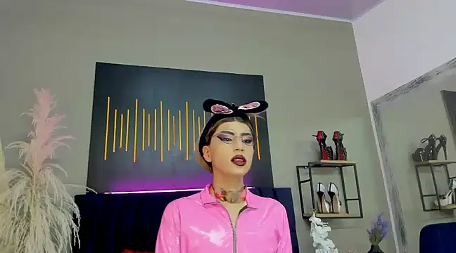 Snapshot of BrianaSchafer chatting on December 18, 2024, 5:10 pm BrianaSchafer online show from December 18, 2024, 5:10 pm