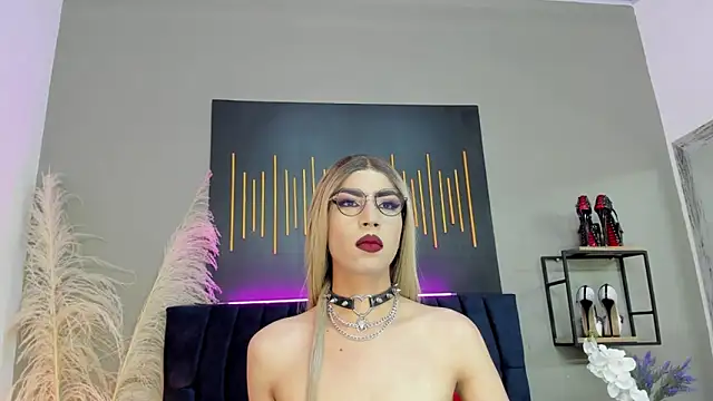 Snapshot of BrianaSchafer chatting on February 4, 2025, 6:49 pm BrianaSchafer online show from February 4, 2025, 6:49 pm