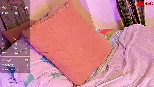 Snapshot of Nicholasrodrii chatting on December 10, 2024, 6:22 am Nicholasrodrii online show from December 10, 2024, 6:22 am