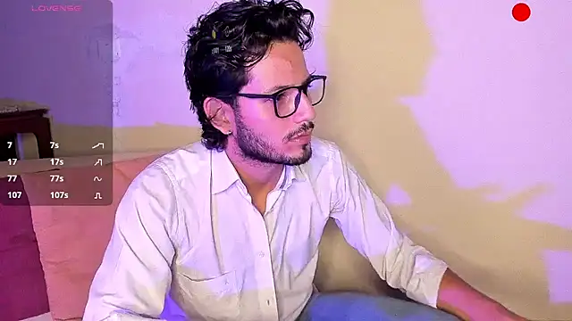 Snapshot of Nicholasrodrii chatting on December 10, 2024, 10:47 pm Nicholasrodrii online show from December 10, 2024, 10:47 pm