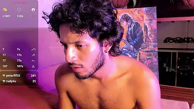 Snapshot of Nicholasrodrii chatting on January 12, 2025, 4:00 am Nicholasrodrii online show from January 12, 2025, 4:00 am