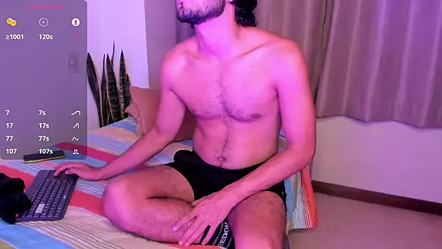 Snapshot of Nicholasrodrii chatting on January 28, 2025, 5:54 am Nicholasrodrii online show from January 28, 2025, 5:54 am