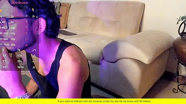 Snapshot of Nicholasrodrii chatting on February 7, 2025, 11:24 pm Nicholasrodrii online show from February 7, 2025, 11:24 pm