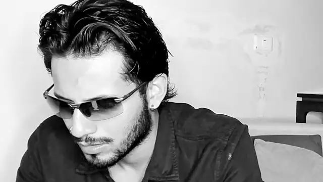 Snapshot of Nicholasrodrii chatting on February 19, 2025, 10:53 pm Nicholasrodrii online show from February 19, 2025, 10:53 pm