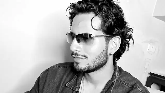 Snapshot of Nicholasrodrii chatting on February 23, 2025, 10:31 pm Nicholasrodrii online show from February 23, 2025, 10:31 pm