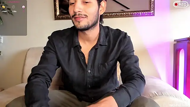 Snapshot of Nicholasrodrii chatting on November 27, 2025, 7:16 pm Nicholasrodrii online show from November 27, 2025, 7:16 pm