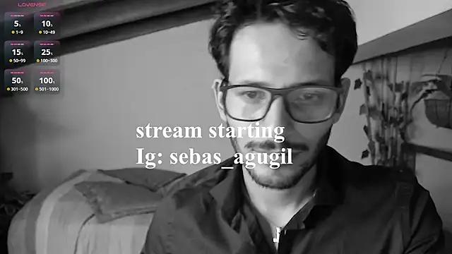 Nicholasrodrii online show from July 1, 2026, 11:04 pm