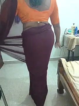 Snapshot of Sexy_Ammu_Telugu chatting on March 17, 2025, 4:11 pm Sexy Ammu Telugu online show from March 17, 2025, 4:11 pm