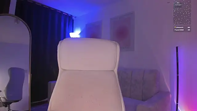 Gisell Daniela1 online show from January 14, 2025, 5:19 am