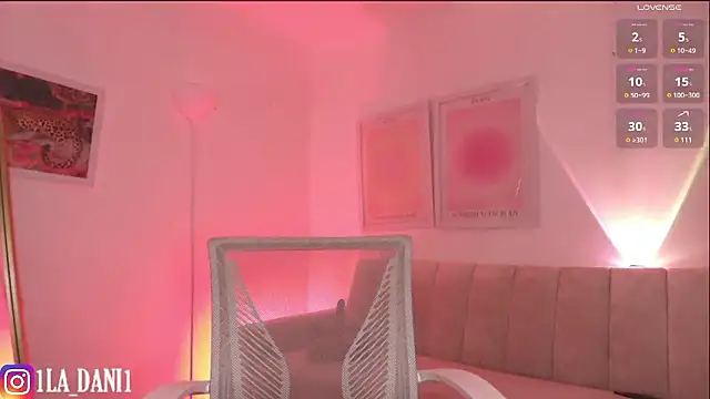 Gisell Daniela1 online show from January 13, 2026, 9:31 pm