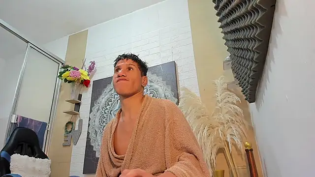 nakedfoam1 online show from February 1, 2026, 2:37 pm